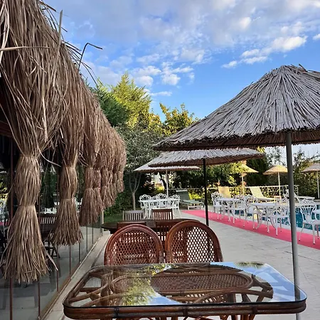 Treekos Boutique Istanbul Airport Hotel