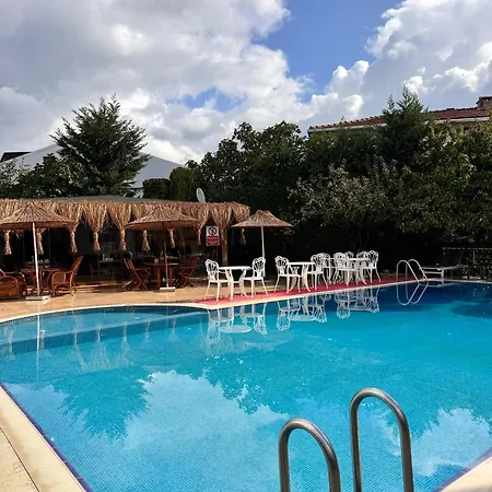 Hotel Treekos Boutique Istanbul Airport 4*