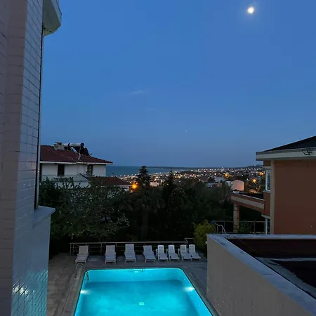 Treekos Boutique Istanbul Airport Hotel 4*